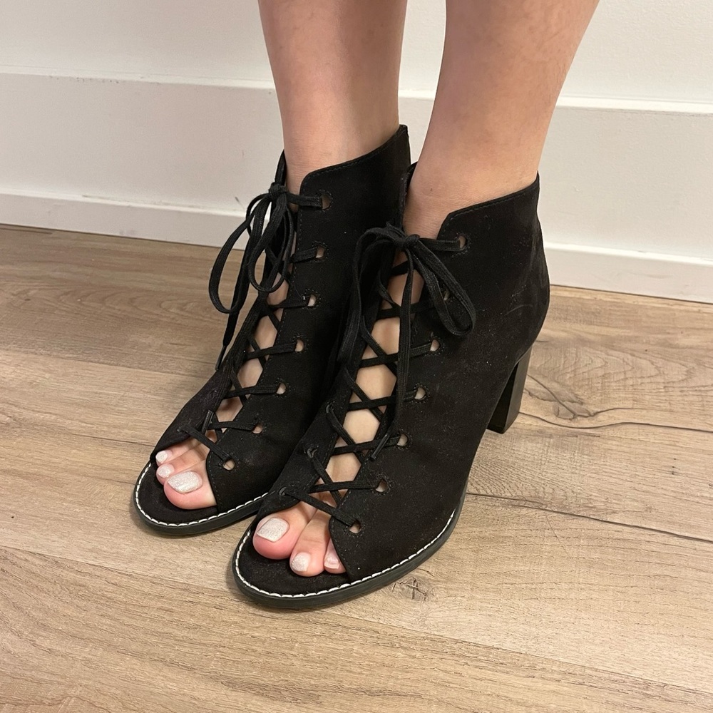 OLD NAVY Gladiator Heels